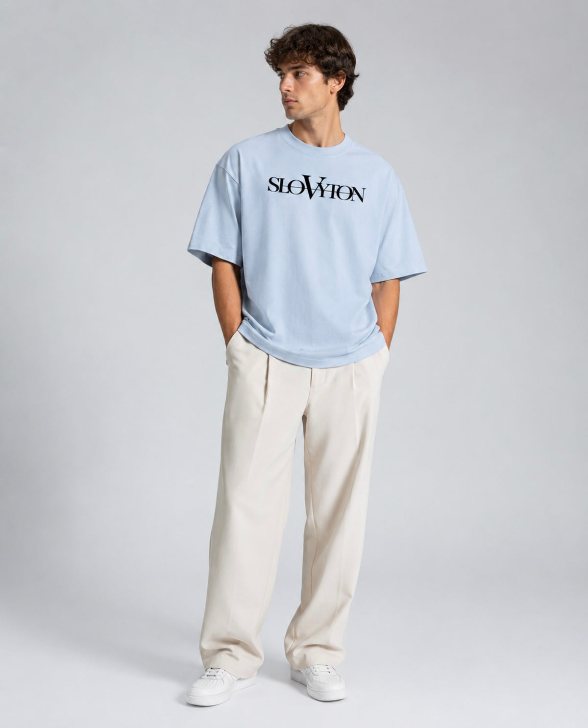 CROPPED OVERSIZED
T-SHIRT