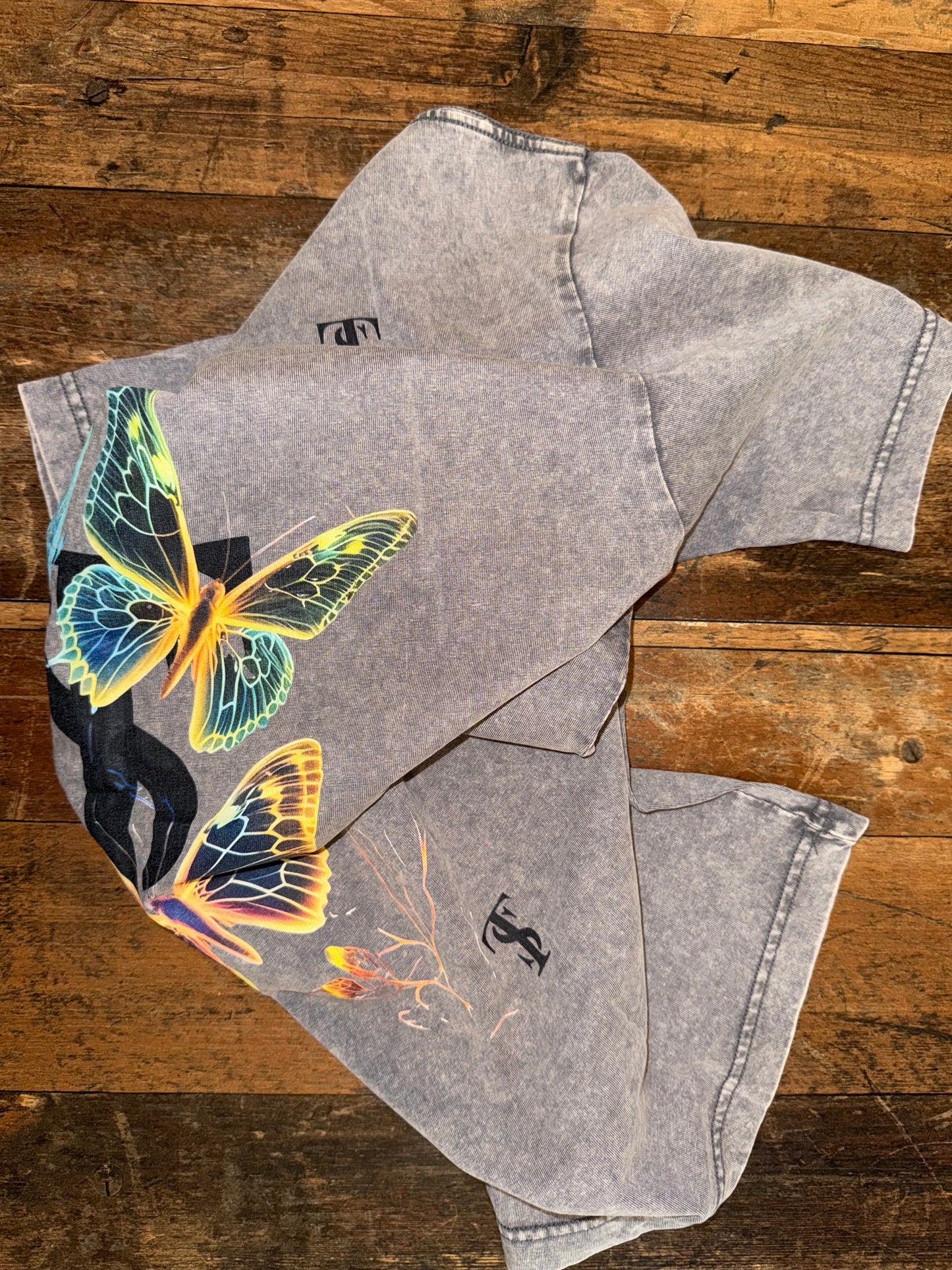 SLOVYTON Vintage T-Shirt – Butterfly Edition