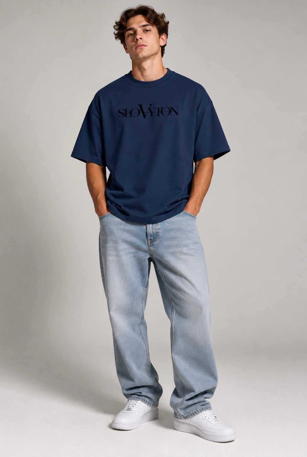 CROPPED OVERSIZED
T-SHIRT